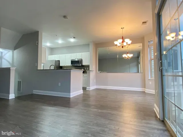 21164 Domain Ter, Sterling, Virginia 20165