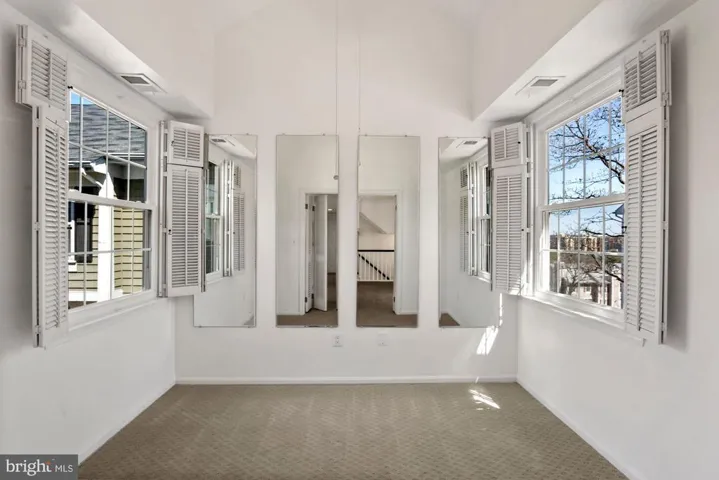 2805-c S Woodrow St #1, Arlington, Virginia 22206