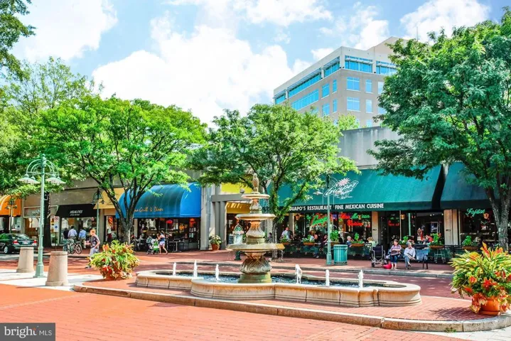 2805-c S Woodrow St #1, Arlington, Virginia 22206