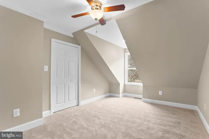 39382 Springbrook Ln, Aldie, Virginia 20105