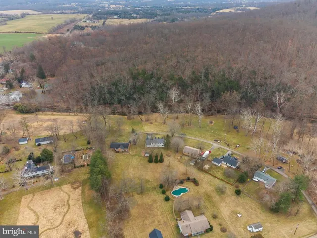 39382 Springbrook Ln, Aldie, Virginia 20105