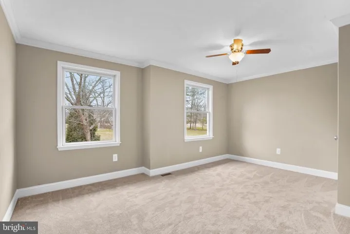 39382 Springbrook Ln, Aldie, Virginia 20105