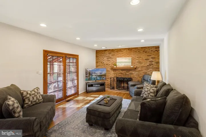 3702 Krysia Ct, Annandale, Virginia 22003