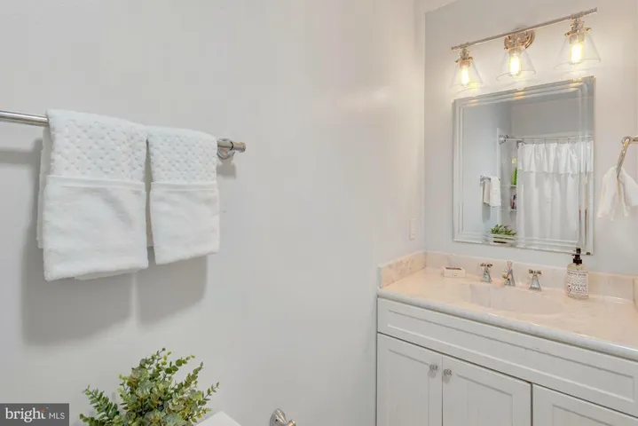 3702 Krysia Ct, Annandale, Virginia 22003