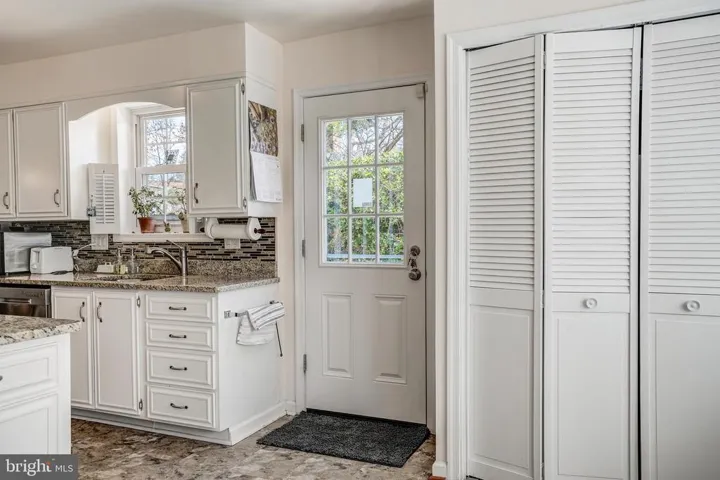 7304 Masonville Ct, Annandale, Virginia 22003