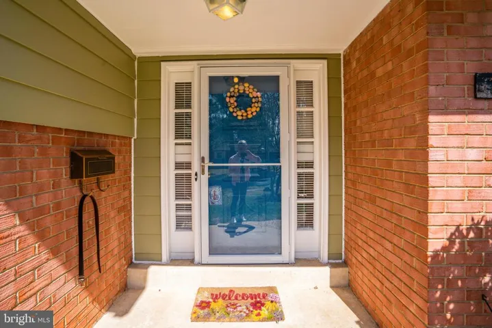 7304 Masonville Ct, Annandale, Virginia 22003