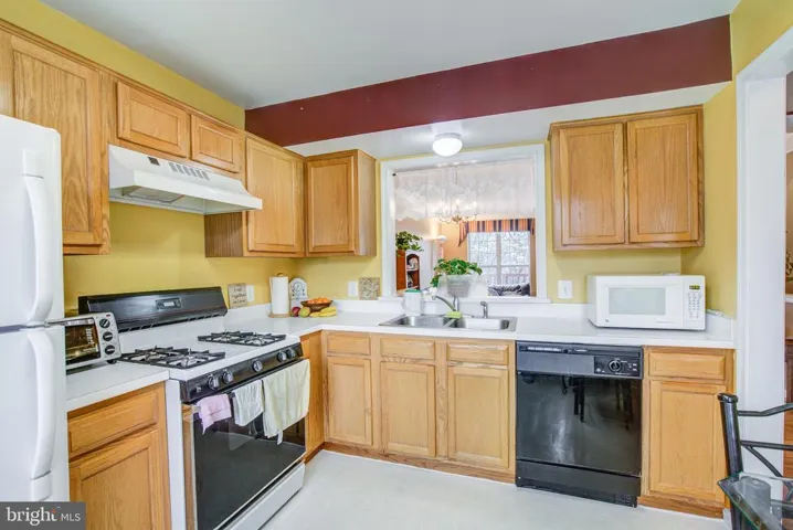 13017 Carolyn Forest Dr, Woodbridge, Virginia 22192