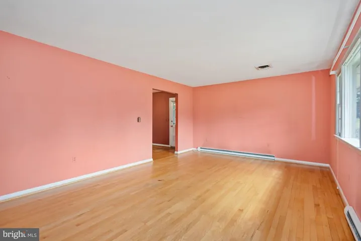 16 Jefferson Dr, Sterling, Virginia 20165