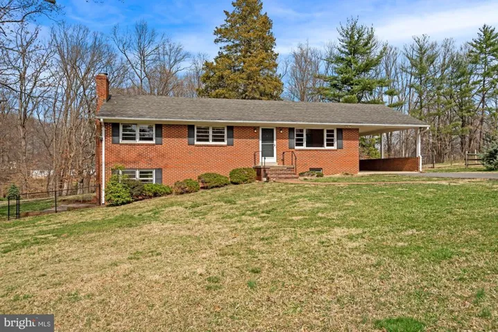 16 Jefferson Dr, Sterling, Virginia 20165