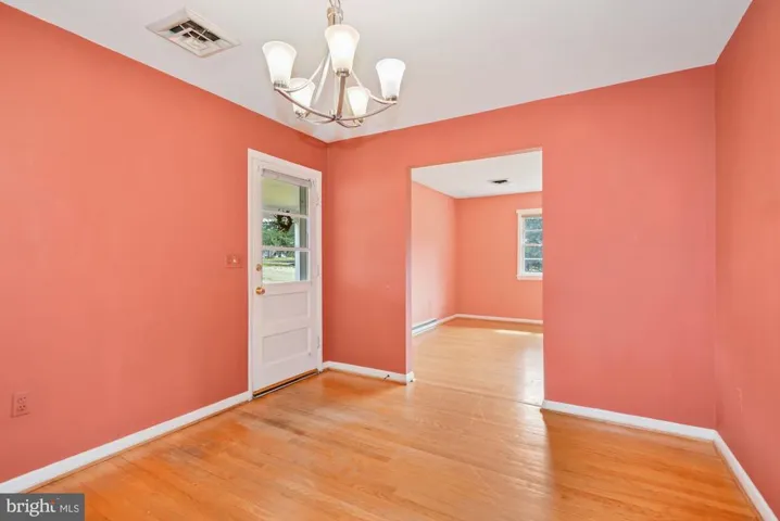 16 Jefferson Dr, Sterling, Virginia 20165