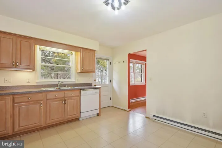 16 Jefferson Dr, Sterling, Virginia 20165