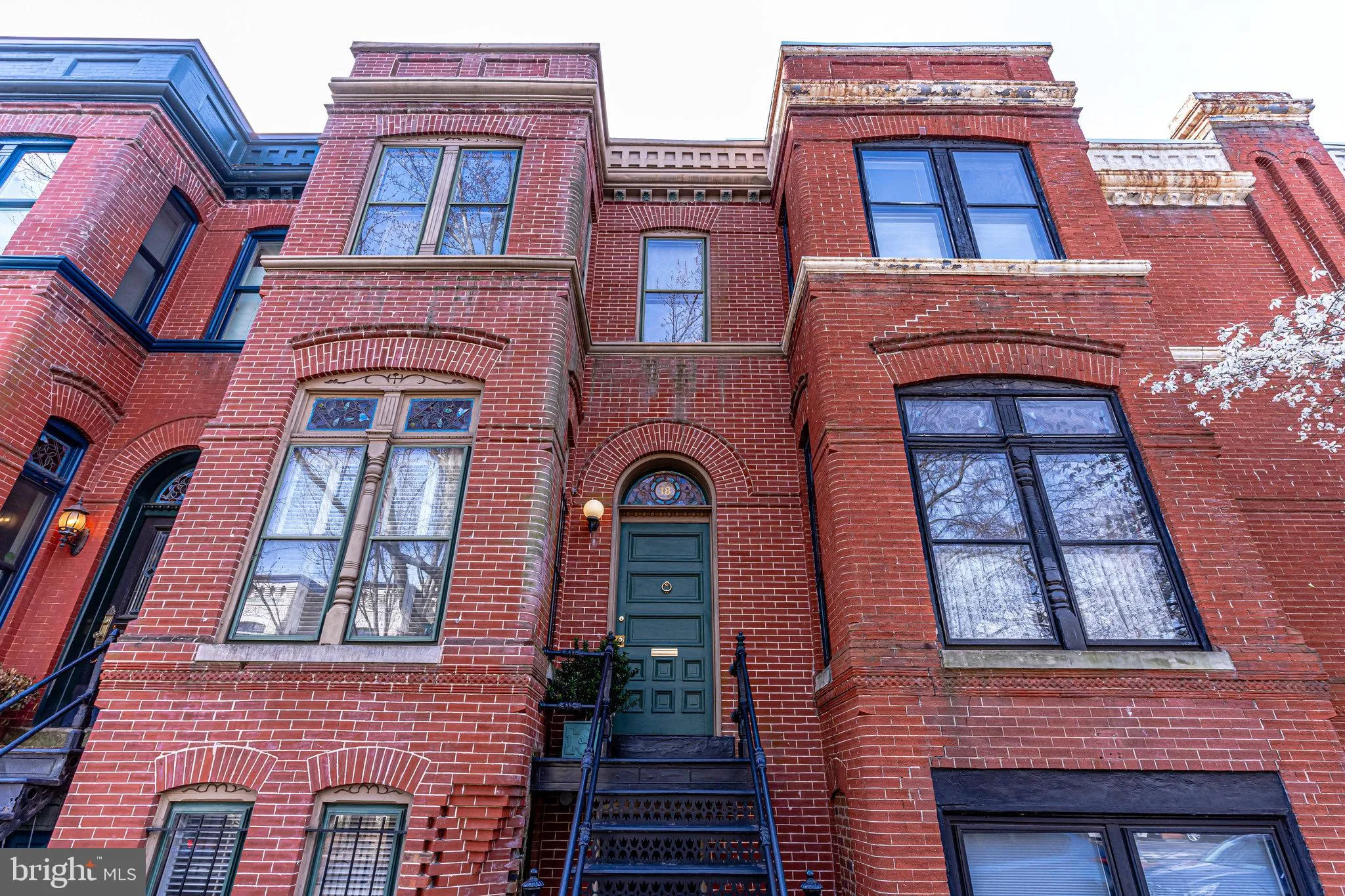 18 10TH STREET, Washington, DC 20002