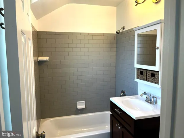 4401 Arlington Blvd, Arlington, Virginia 22203