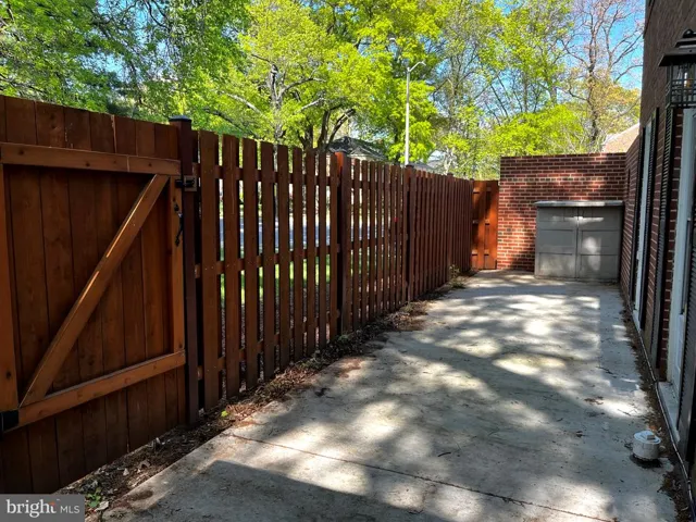 4401 Arlington Blvd, Arlington, Virginia 22203