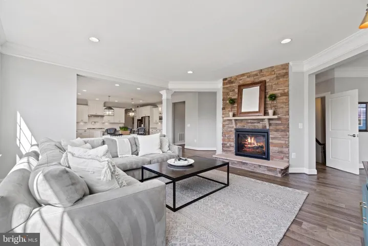 23193 Kingwood Forest Ct, Leesburg, Virginia 20175