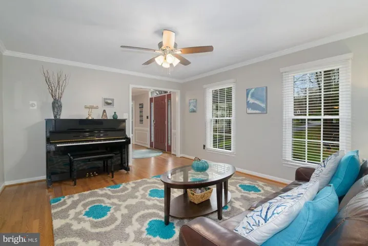 7502 S Valley Dr, Fairfax Station, Virginia 22039