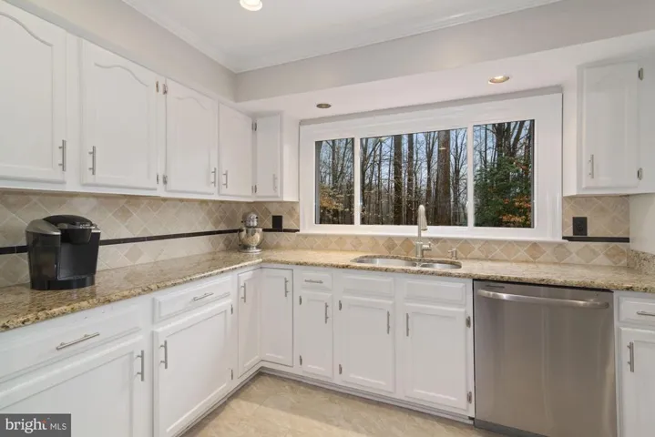 7502 S Valley Dr, Fairfax Station, Virginia 22039