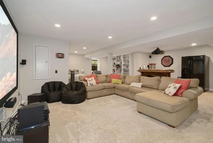 7502 S Valley Dr, Fairfax Station, Virginia 22039