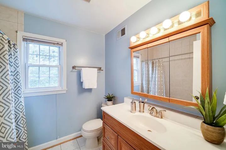 6117 Larstan Dr, Alexandria, Virginia 22312