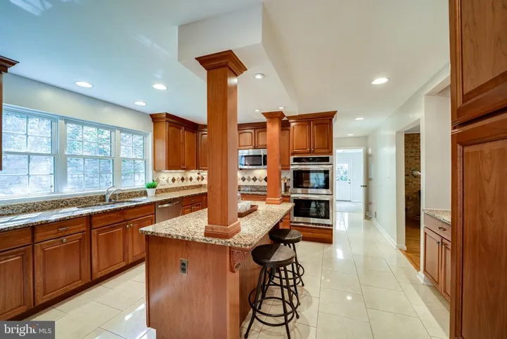 6117 Larstan Dr, Alexandria, Virginia 22312