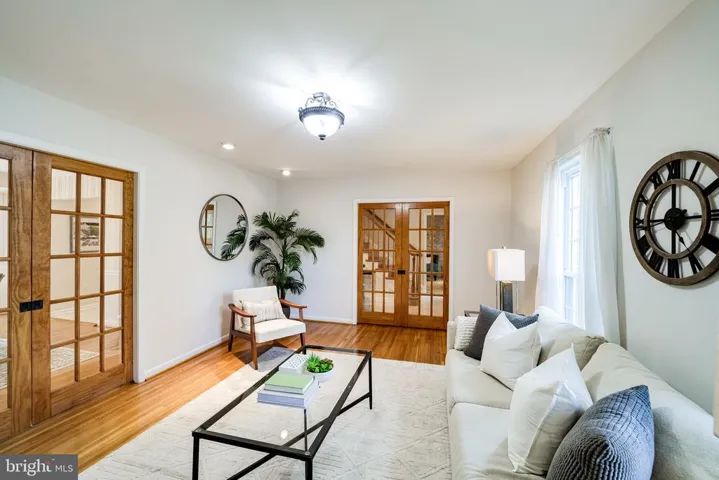 6117 Larstan Dr, Alexandria, Virginia 22312
