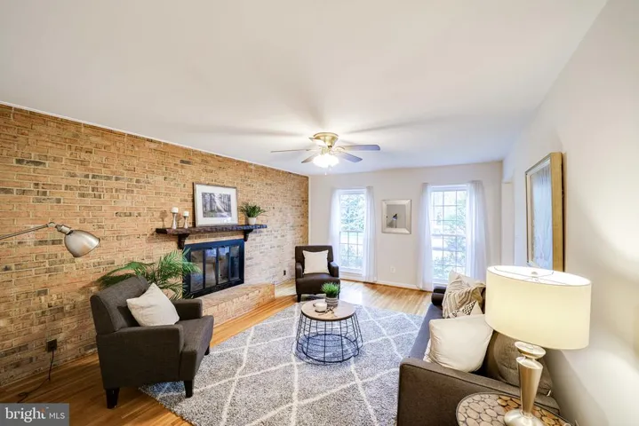 6117 Larstan Dr, Alexandria, Virginia 22312