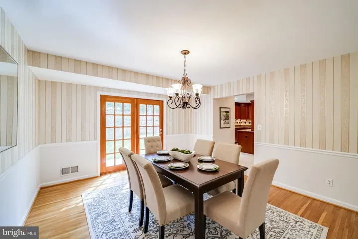 6117 Larstan Dr, Alexandria, Virginia 22312