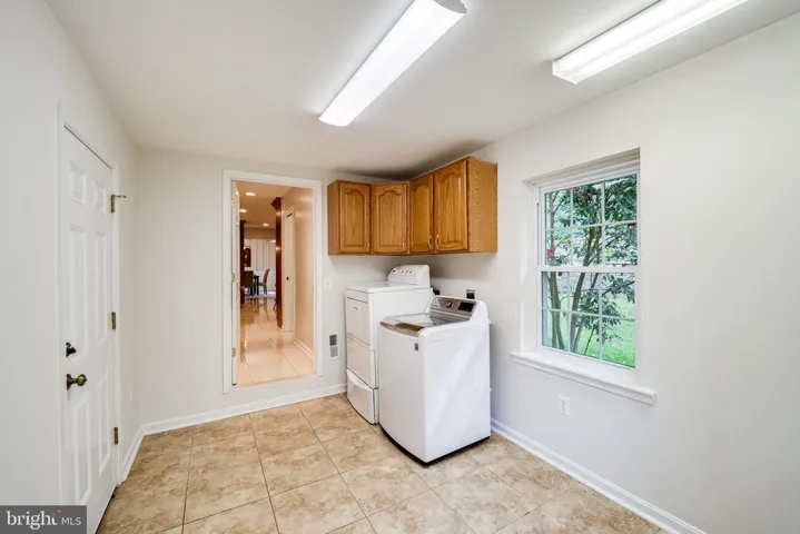 6117 Larstan Dr, Alexandria, Virginia 22312