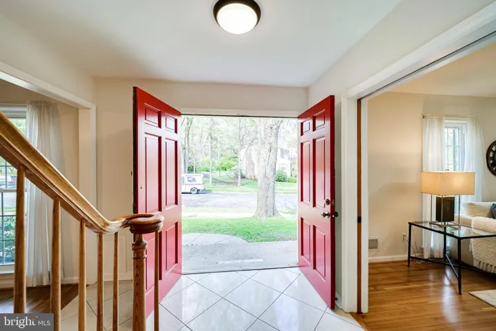 6117 Larstan Dr, Alexandria, Virginia 22312