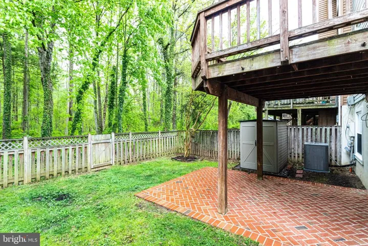 7187 Lake Cove Dr, Alexandria, Virginia 22315