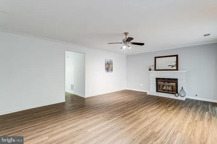 7187 Lake Cove Dr, Alexandria, Virginia 22315