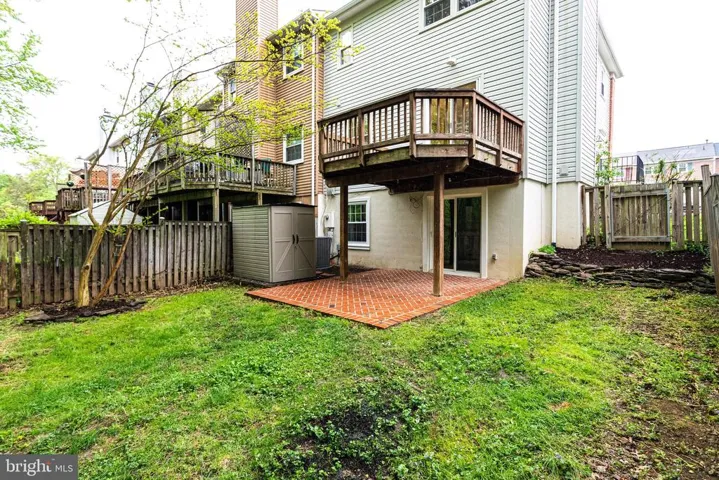 7187 Lake Cove Dr, Alexandria, Virginia 22315