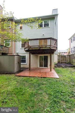 7187 Lake Cove Dr, Alexandria, Virginia 22315