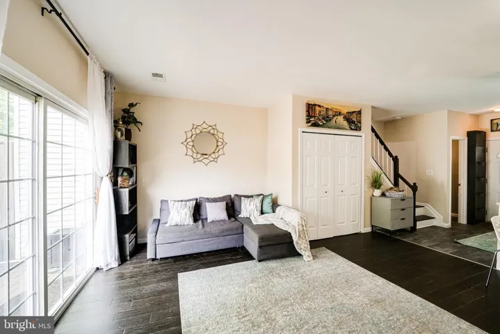 7219 Parsons Ct, Alexandria, Virginia 22306