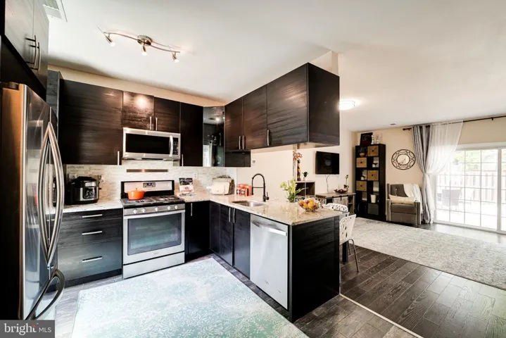 7219 Parsons Ct, Alexandria, Virginia 22306