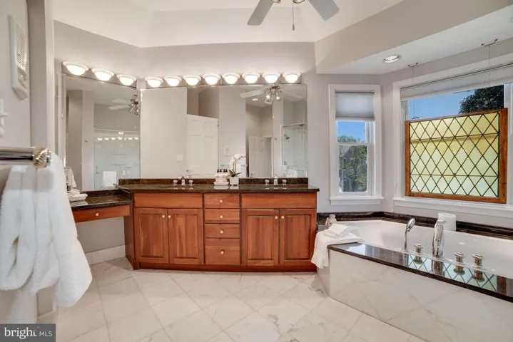 7617 Helena Dr, Falls Church, Virginia 22043
