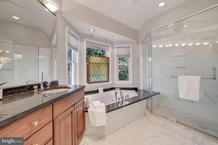 7617 Helena Dr, Falls Church, Virginia 22043