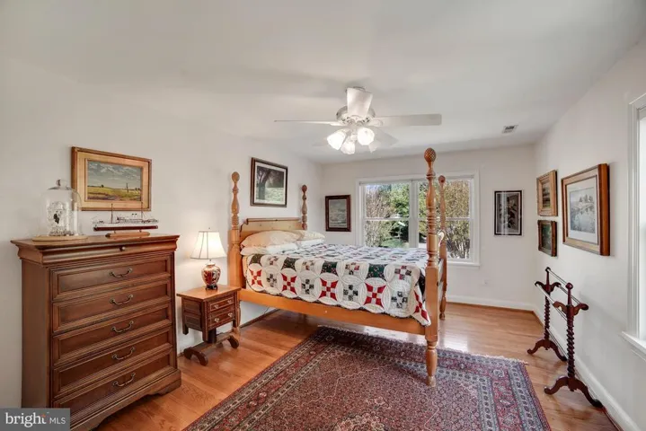 7617 Helena Dr, Falls Church, Virginia 22043