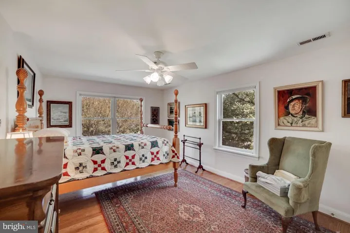7617 Helena Dr, Falls Church, Virginia 22043