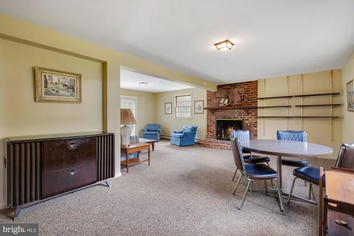 2534 Roswell Ct, Falls Church, Virginia 22043