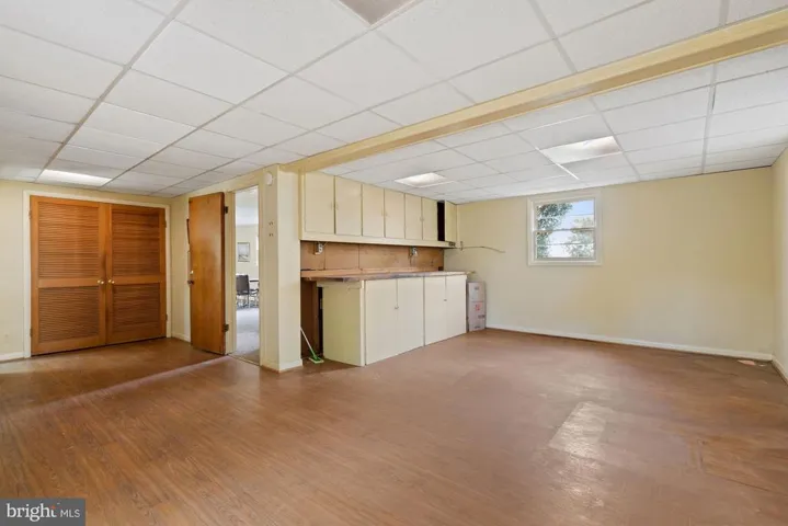 2534 Roswell Ct, Falls Church, Virginia 22043