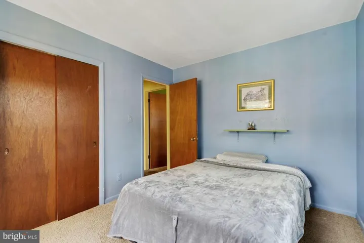 2534 Roswell Ct, Falls Church, Virginia 22043
