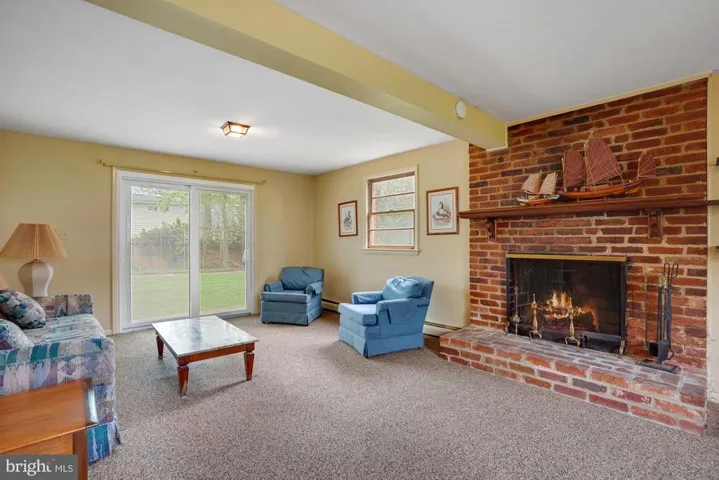 2534 Roswell Ct, Falls Church, Virginia 22043
