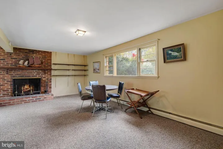 2534 Roswell Ct, Falls Church, Virginia 22043
