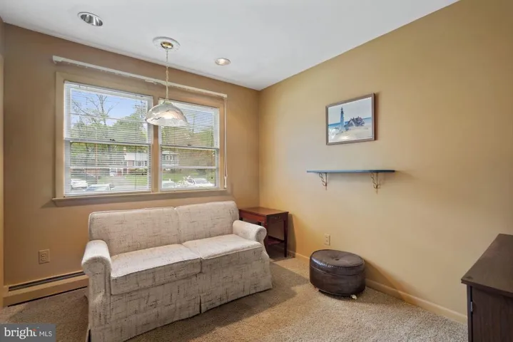 2534 Roswell Ct, Falls Church, Virginia 22043