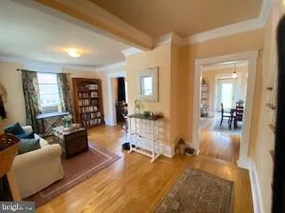 19 E Braddock Rd, Alexandria, Virginia 22301