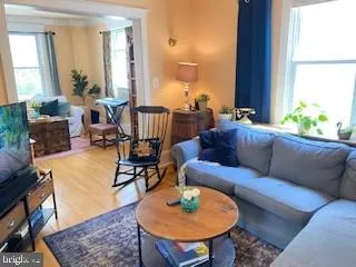 19 E Braddock Rd, Alexandria, Virginia 22301