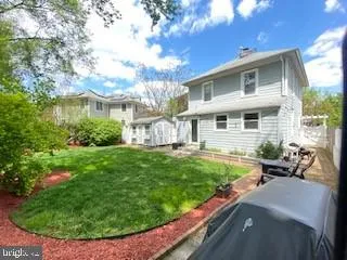 19 E Braddock Rd, Alexandria, Virginia 22301