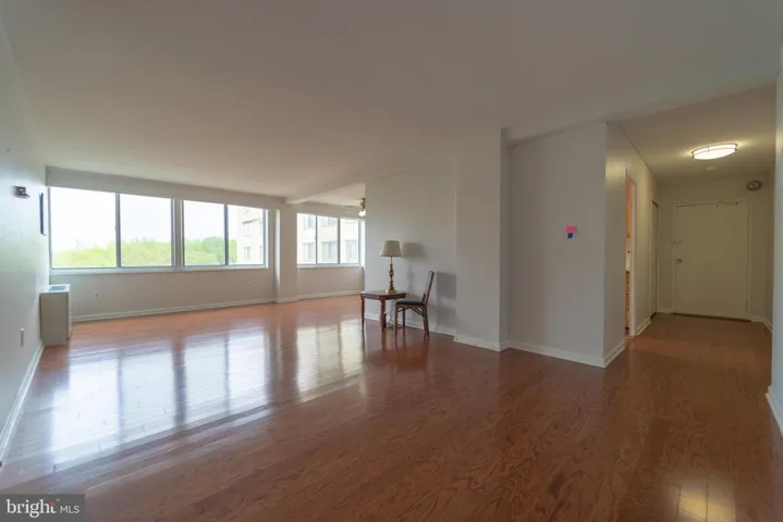 6631 Wakefield Dr #702, Alexandria, Virginia 22307