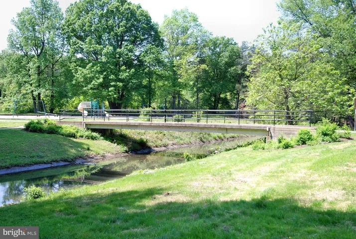 6631 Wakefield Dr #702, Alexandria, Virginia 22307